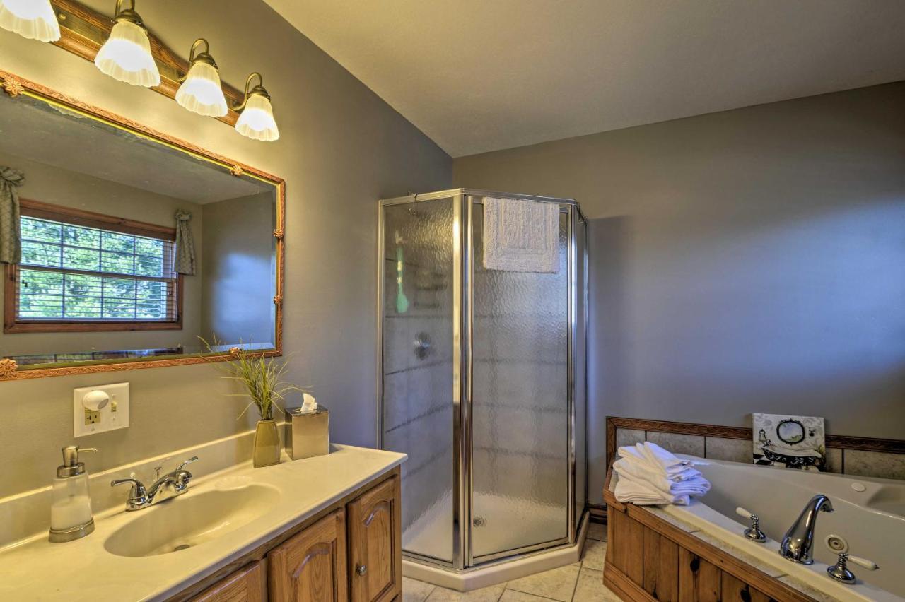 Private Family Home With Deck, Porch And Forest Views! McComas Beach Esterno foto