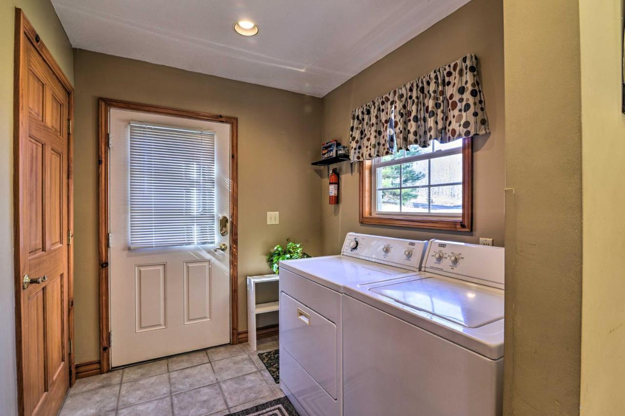 Private Family Home With Deck, Porch And Forest Views! McComas Beach Esterno foto